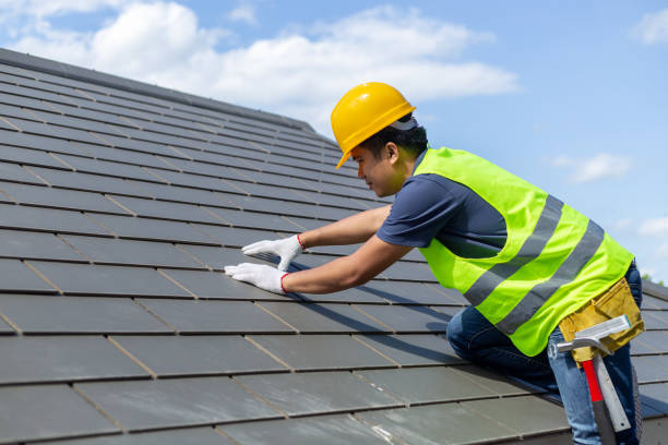 Best Flat Roof Repair Services  in Breese, IL